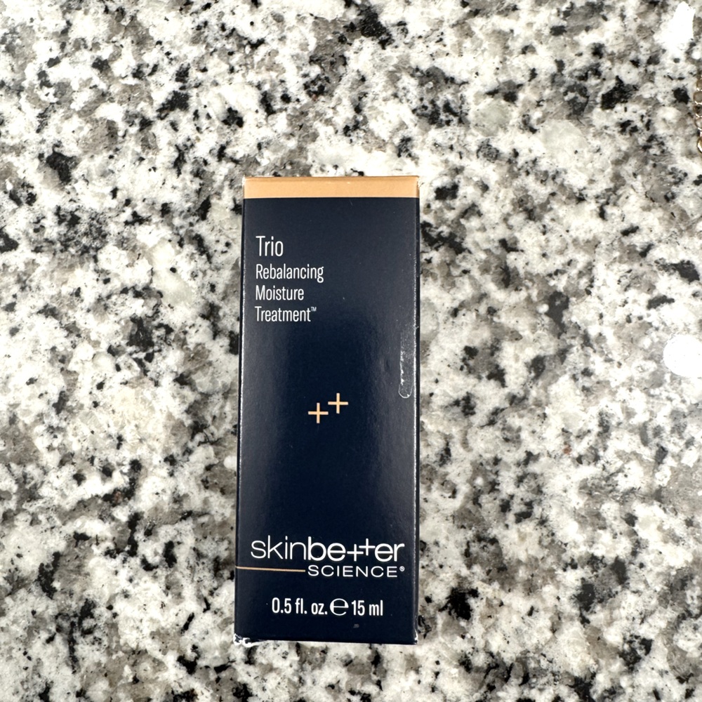 Skinbetter Science Trio Rebalancing Moisture treatment